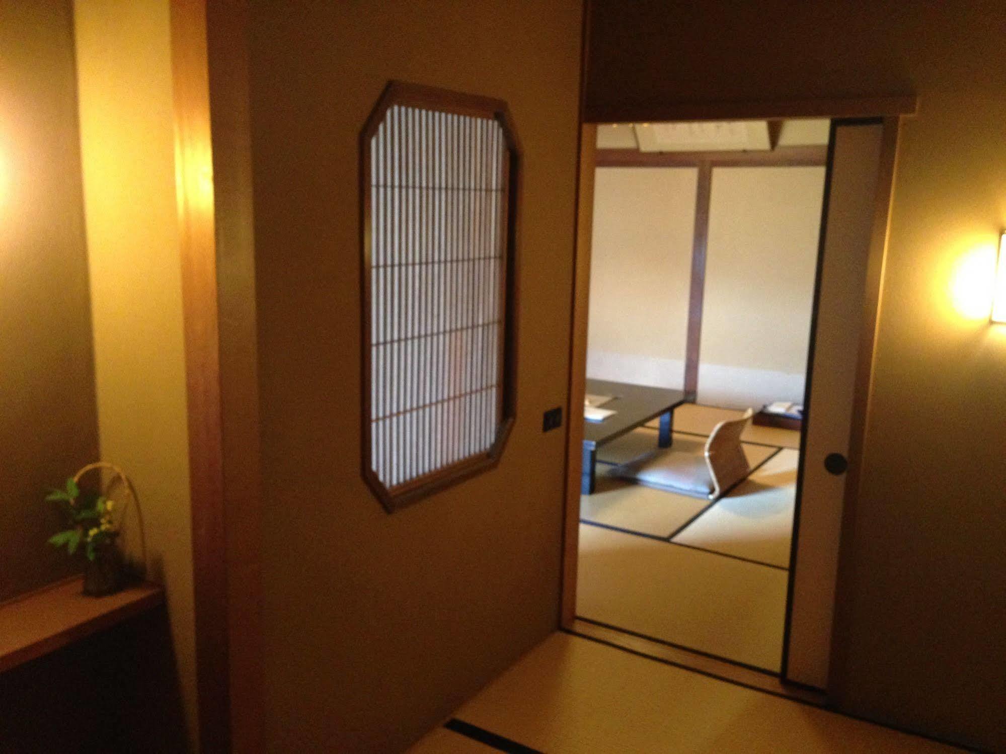 Yoyokaku Hotel Karatsu Exterior photo